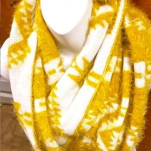 BP Nordstrom Chartreuse and Ivory Infinity Scarf NWT